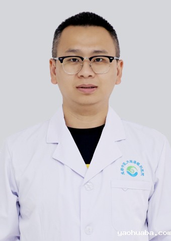 何毅